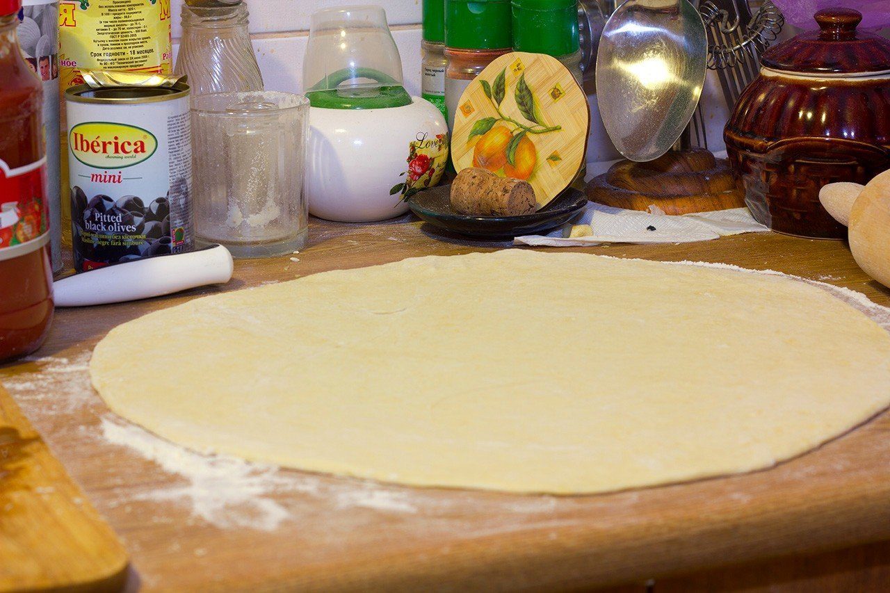 тонкое тесто для пиццы рецепт с фото пошагово без дрожжей фото 104