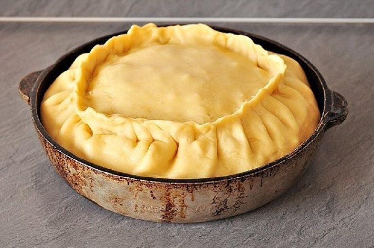 Пирог с картофелем на пресном тесте
