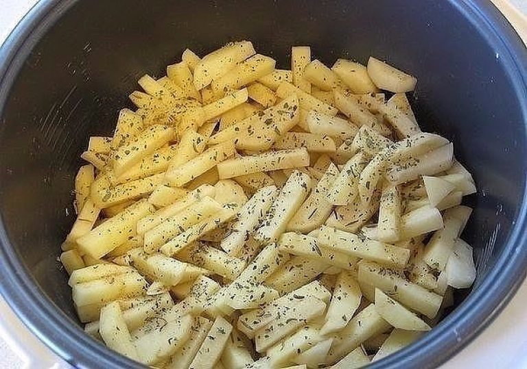 Жареная картошка с в мультиварке рецепты с фото
