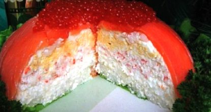Новогодний салат «Бочонок» — с красной рыбой и икрой