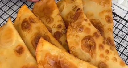 Делюсь рецептом самых хрустящих и сочных дамашних чебуреков