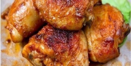 Ароматные запеченные куриные бедрышки