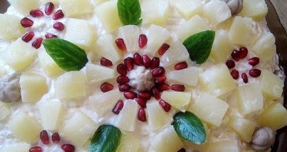 Новогодний салат «Ананасовый букет»