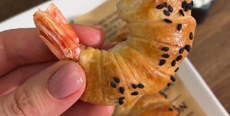 Легкая и невероятно вкусная закуска с креветками для вашей коллекции рецептов