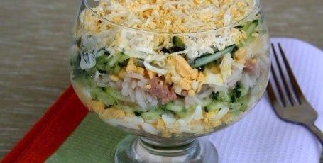 Классический салат из печени трески
