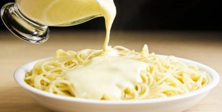 Сырный соус к макаронам