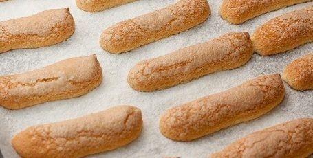 Бисквитное печенье Савоярди, или “дамские пальчики”