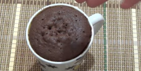Шоколадный Кекс за 3 минуты в Микроволновке