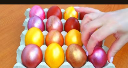 Как КРАСИВО Покрасить Яйца без Красителей на Пасху! Техника Покраски Золотых Яиц