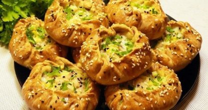 Мини пироги с курицей и картошкой