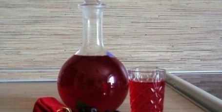 Ликер из черной смородины