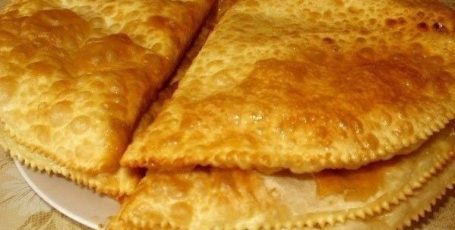 ЧЕБУРЕКИ НА КЕФИРЕ С КАРТОШЕЧКОЙ И СЫРОМ — ФАНТАСТИЧЕСКОЕ ОБЪЕДЕНЬЕ!