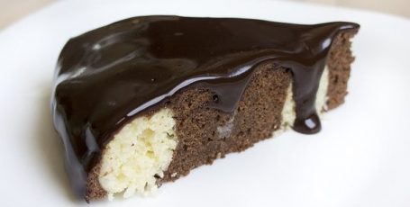 Шоколадно — творожный мягкий пирог