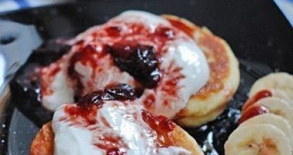Творожные сырники с начинкой.