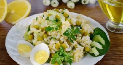 Витаминный салат с рисом